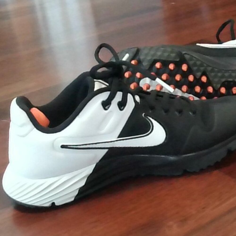 Nike Womens Alpha Huarache Elite 2 Turf Womens Bq4164-003 Size 7 Black/Whit